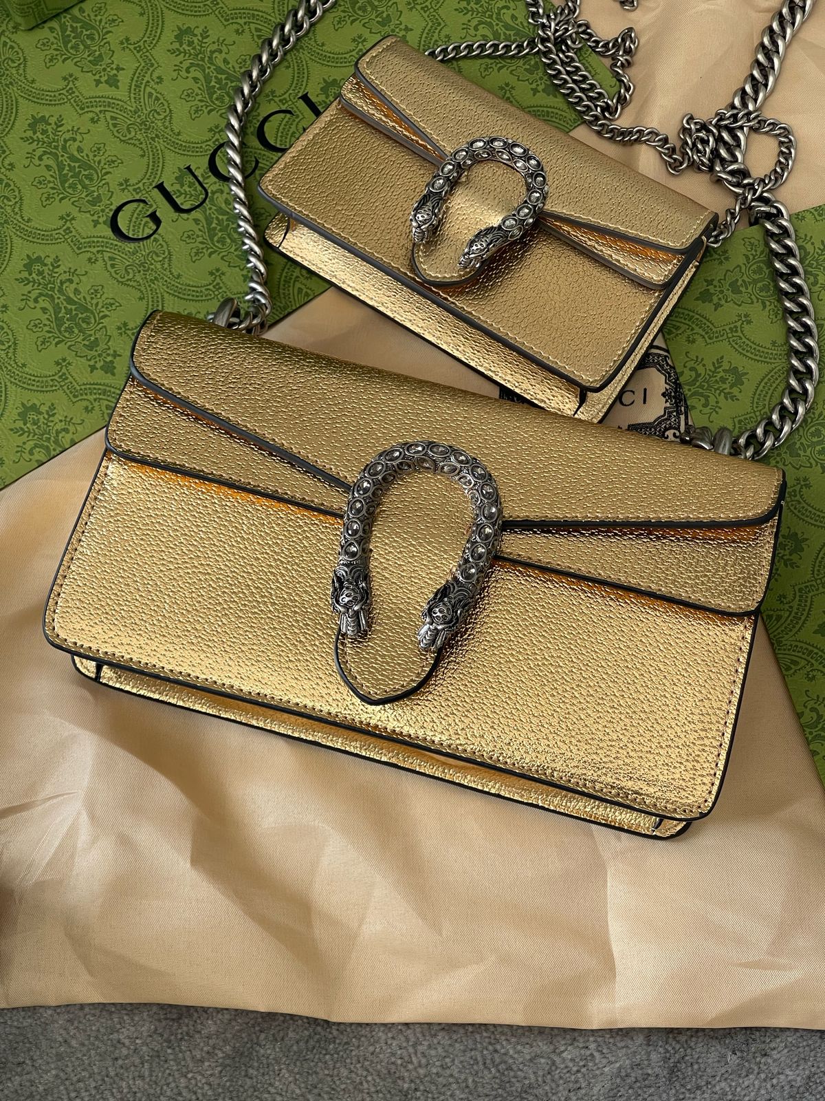 Gucci - Super Mini Dionysus Shoulder Bag - Women - Microfibre/Metallic Leather - One Size - Gold