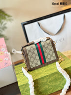 Gucci padlock GG shoulder bag