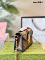 Gucci padlock GG shoulder bag