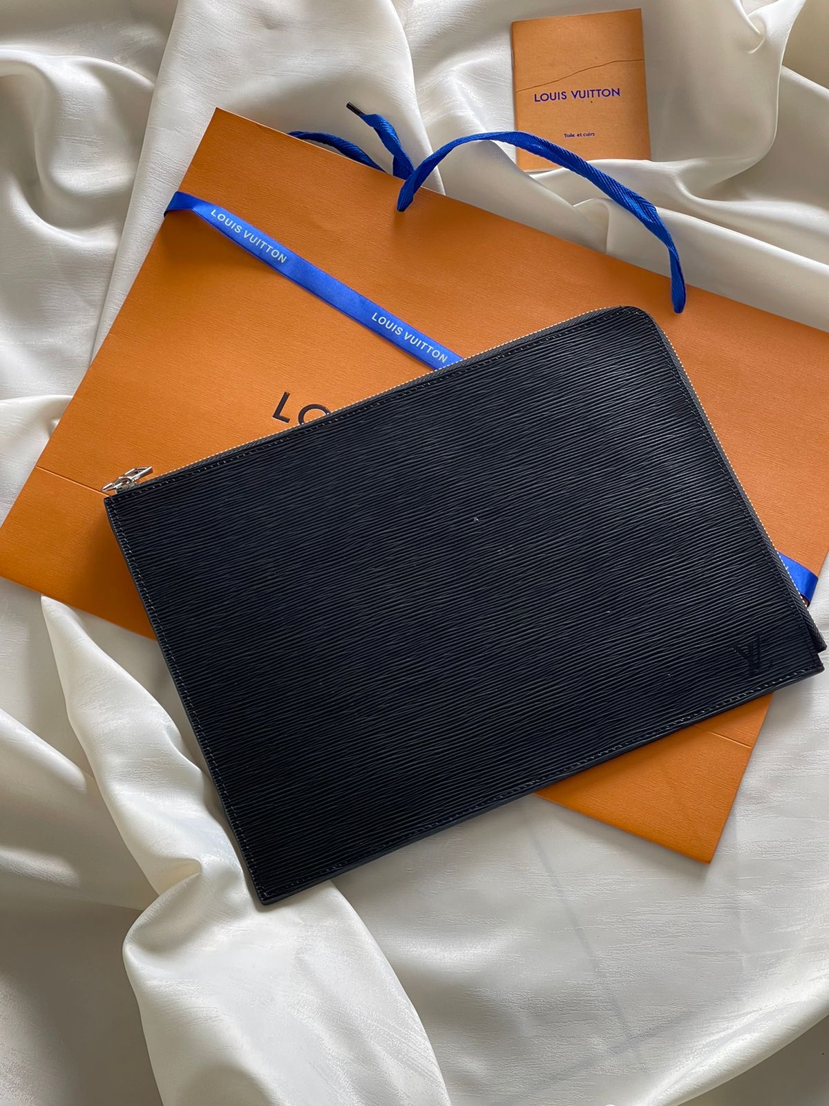 Louis Vuitton Epi Leather Wallet