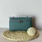 Shein 1pc Plain Litchi Pattern PU Square Crossbody Bag for Women