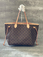 Louis Vuitton Neverfull MM Tote Bag - Signature Canvas
